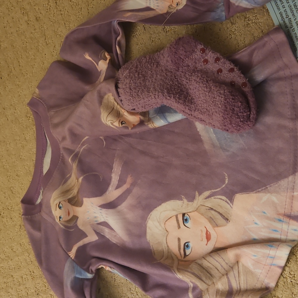 Purple Frozen Elsa pajamas With Grippy Socks - Picture 2 of 3
